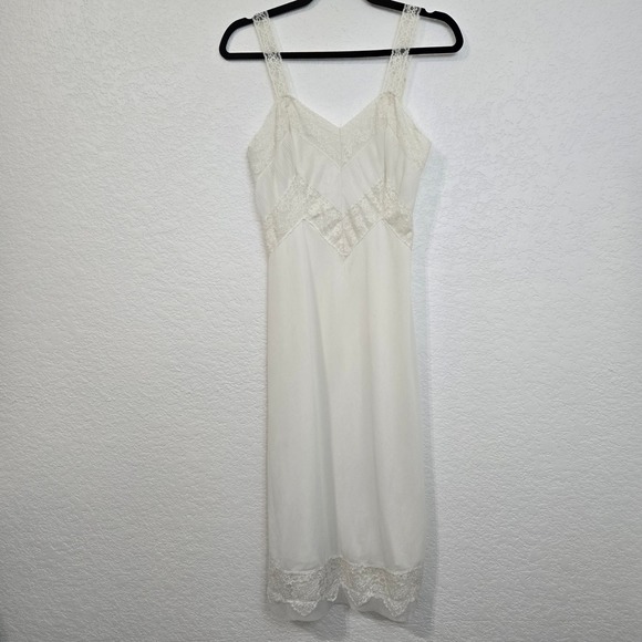 Vintage 34 White Lace Trim Slip Dress Lingerie Sleeveless Classic Sears Roebuck